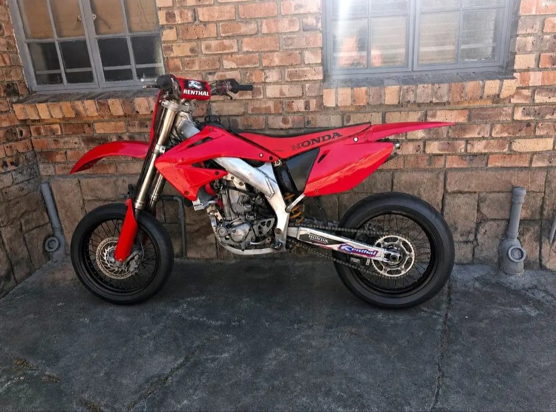2 Wheel Honda CRF 450 R