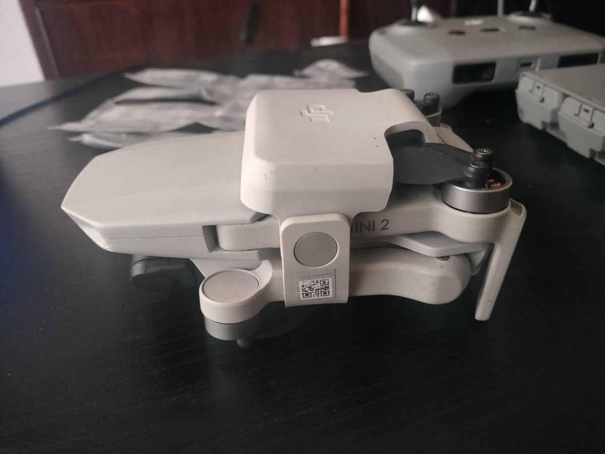 DJI mini 2 with batteries, remote, bags and propellers